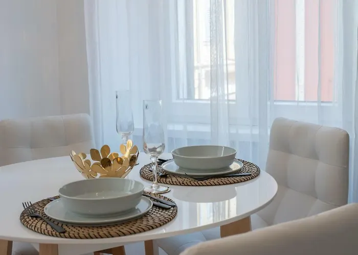 Guest house Leona Deluxe Pula